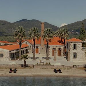 Zaira Hotel
